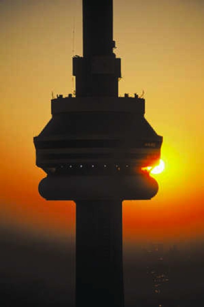 tallest for not much longer - cn tower toronto
