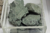 Muzeum Geologiczne ING PAN w Krakowie — 4: Clay, paleogene deposits from karst pothole, Zabierzów, Tertiary