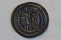 Bode-Museum — 24: Brakteaten mit Darstellung des Erzbischofs und des Heligen Mauritius