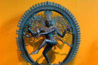 Östasiatiskamuseet — 17: Shiva Nataraja. Bronze sculpture. Southern India, c. 1400