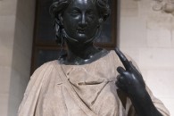 Louvre: Diane, dite La Zingarella ou Petite Bohémienne. IVe siècle avant J.-C. et fin du XVIe ou début du XVIIe siècle. Italie. — 2