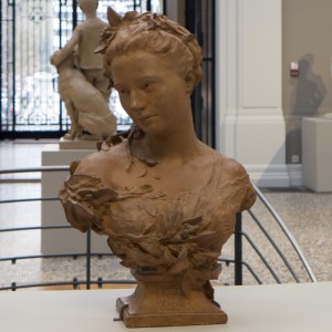 Musée des Beaux-Arts de Valenciennes — 64: Jean-Baptiste Carpeaux (1827-1875): Amélie de Montfort en toilette de mariée (1847-1908)
