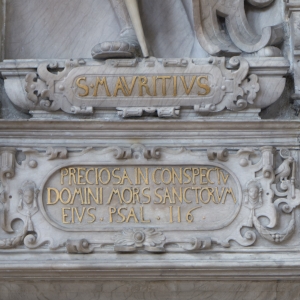 Dom zu Magdeburg St. Mauritius und Katharina — 35: Alabaster-Kanzel (detail Saint Mauritius)
