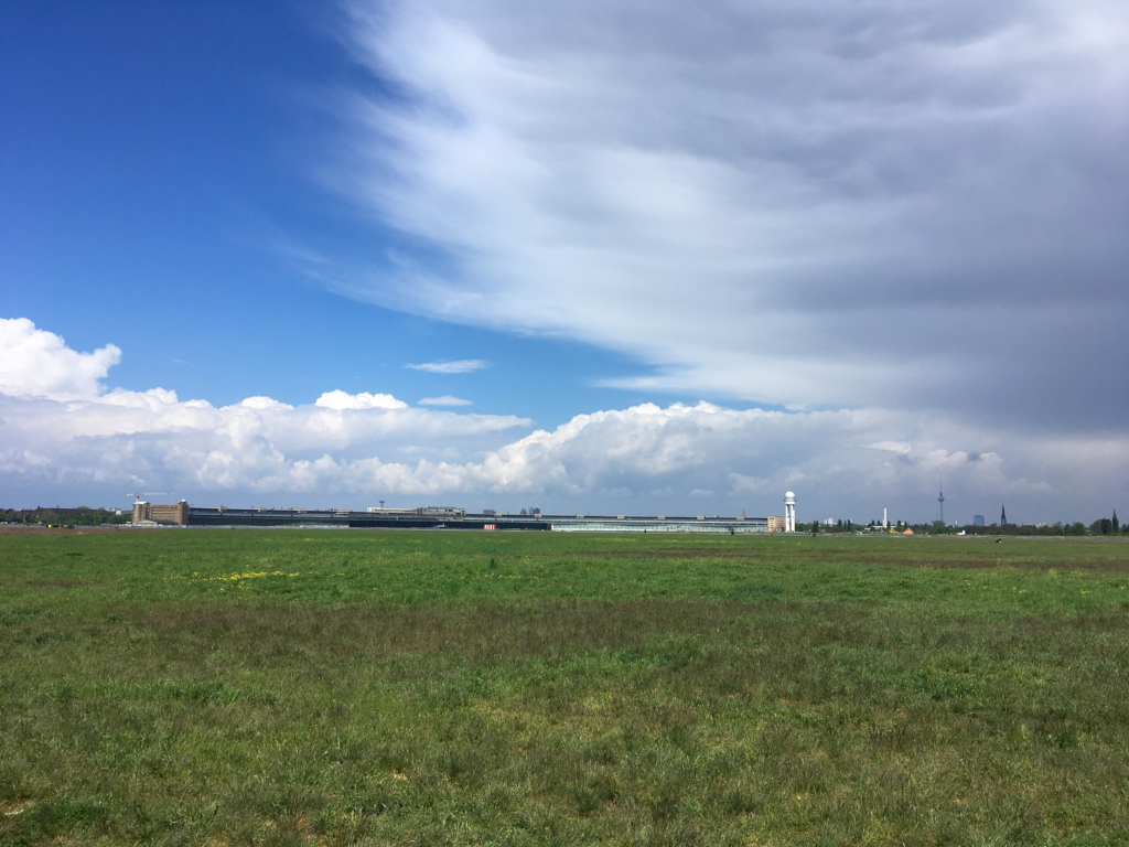 Tempelhofer Feld Rain-Assisted Physical Distancing